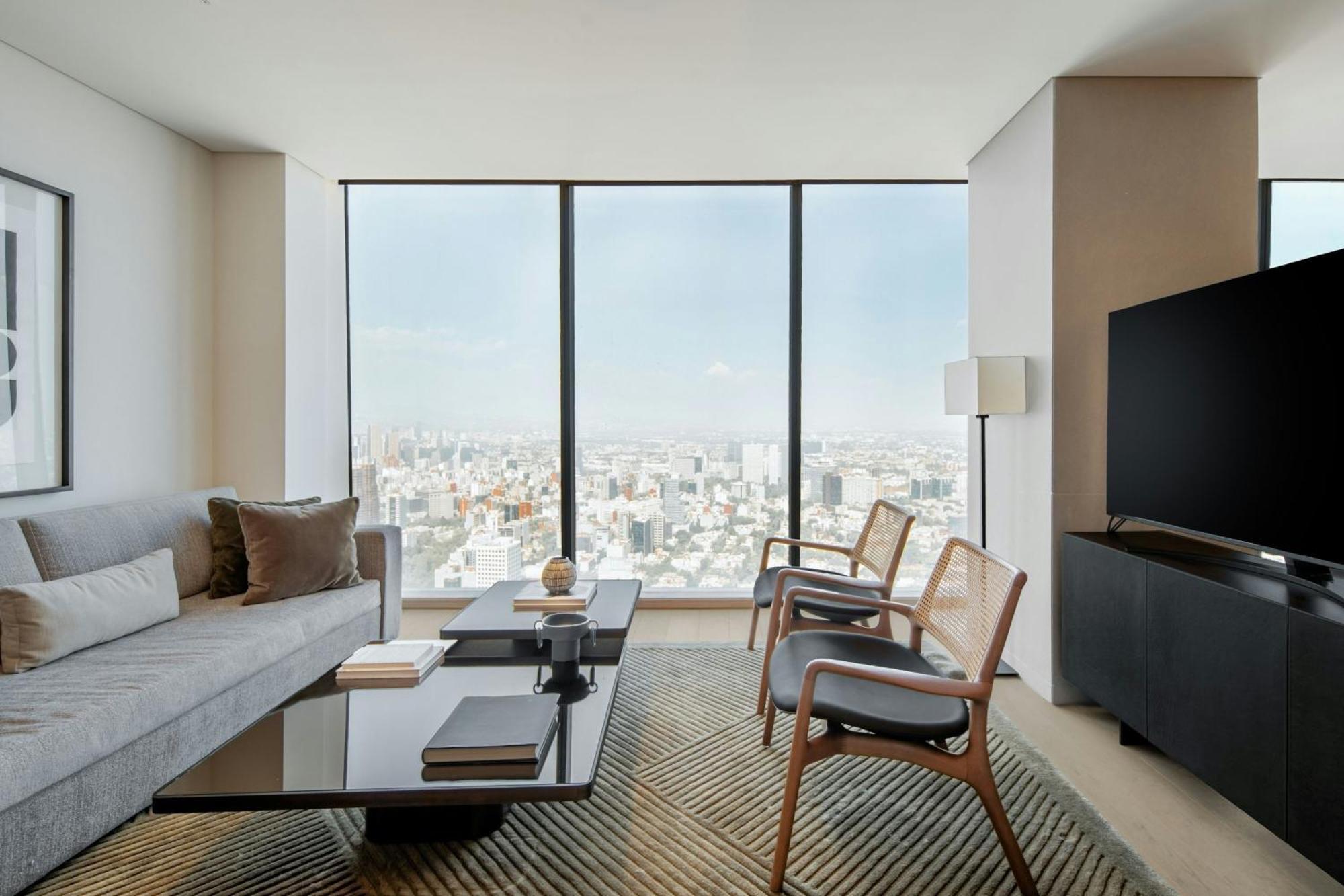 The Ritz-carlton Residences Hotel 5*